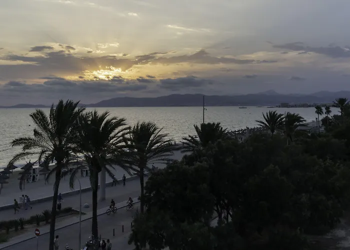 Pure Salt Residences