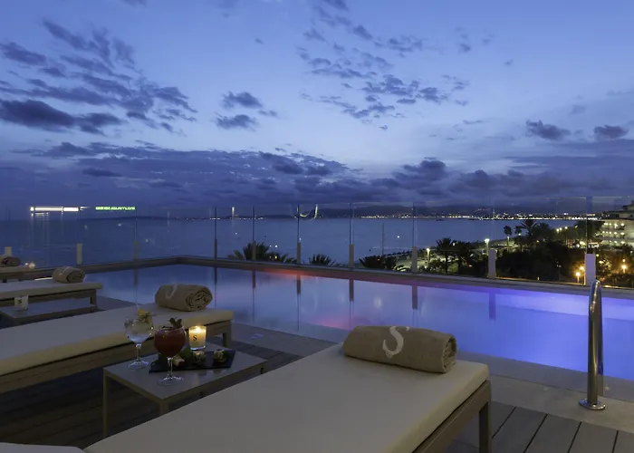 Pure Salt Residences