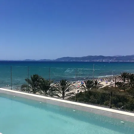 Pure Salt Residences Апартаменти