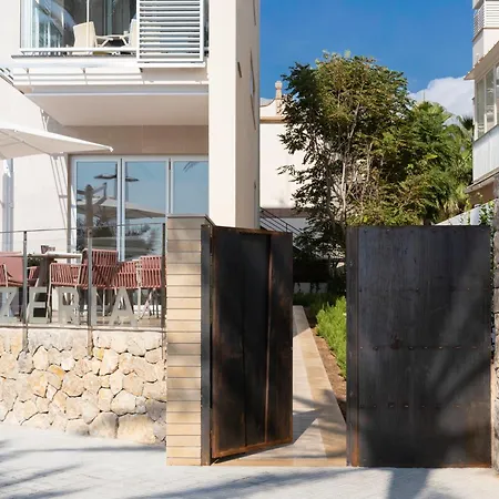Апартаменти Pure Salt Residences